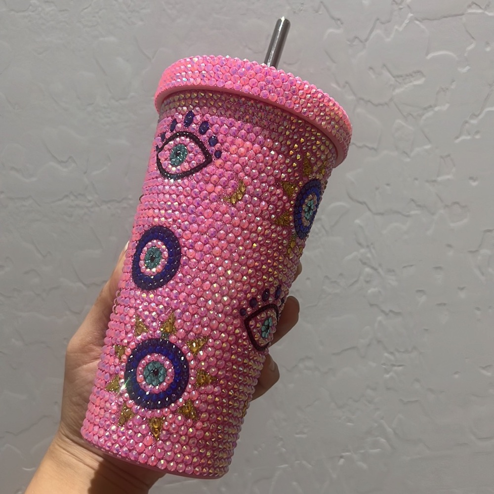 Beautiful RHINESTONE TUMBLER WITH STRAW 17oz 💖